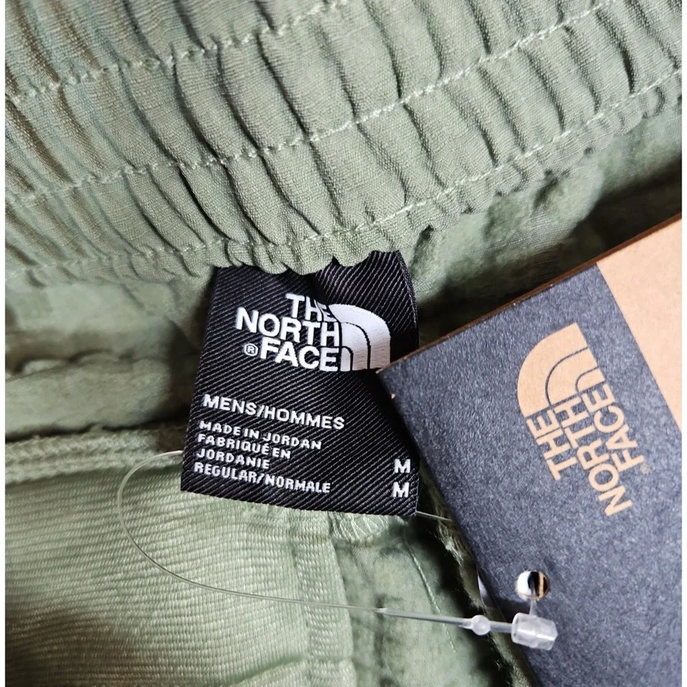 The North Face Mens Green Tekware FlashDry Pants Size Medium‎ NWT